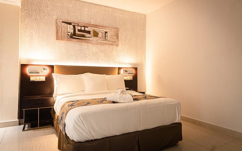 Hotel Le Figaro ドゥアラ エクステリア 写真
