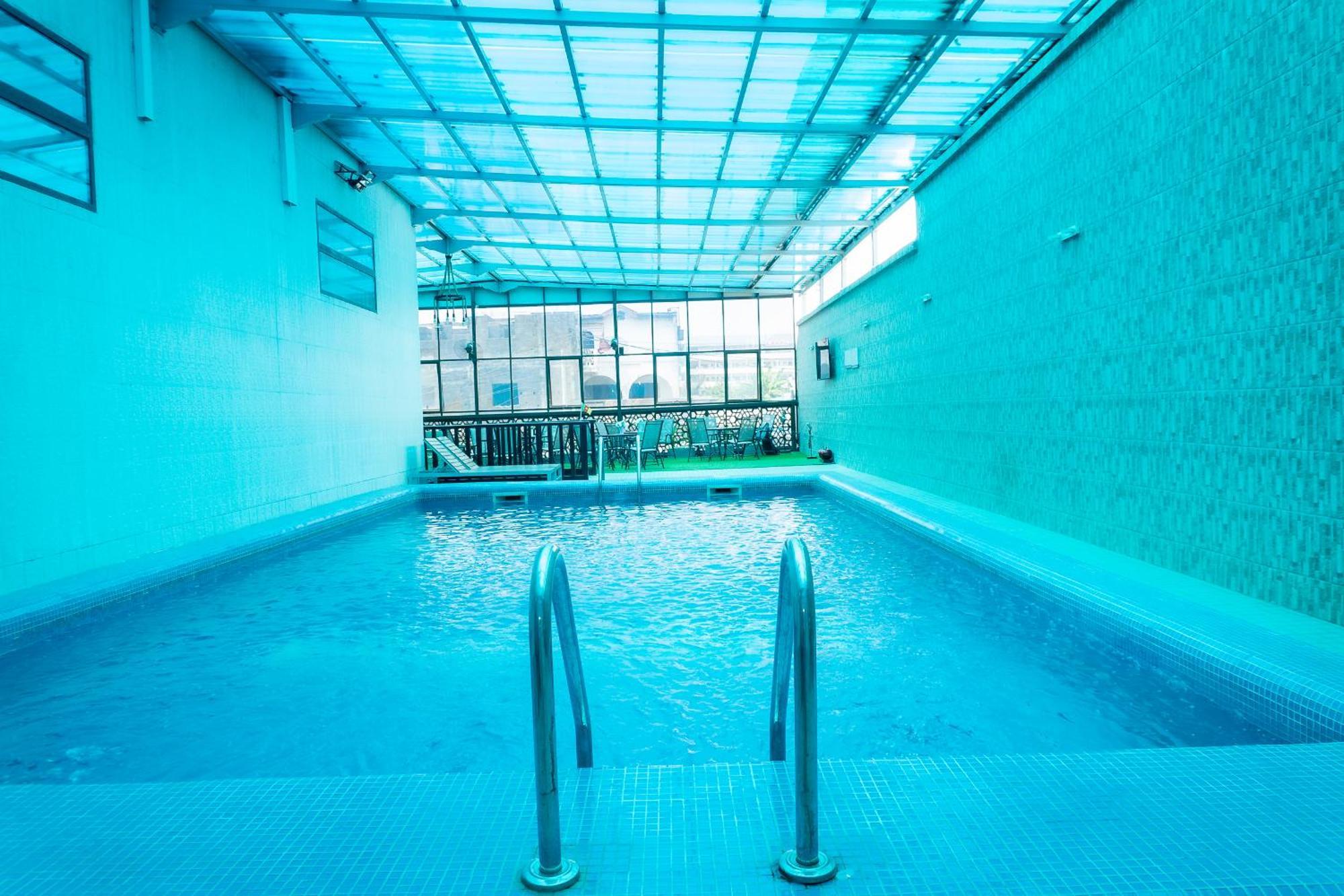 Hotel Le Figaro ドゥアラ エクステリア 写真